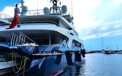 ormeggio yacht Marina di Capri