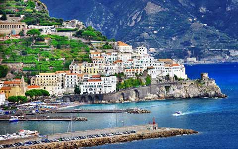 luxury yacht transfers Amalfi