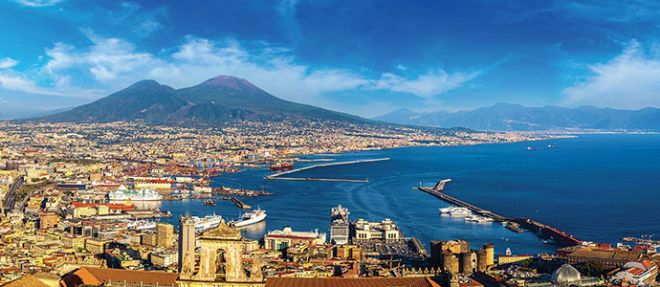 luxury boats Naples