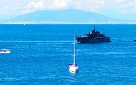 trasferimenti yacht di lusso Napoli