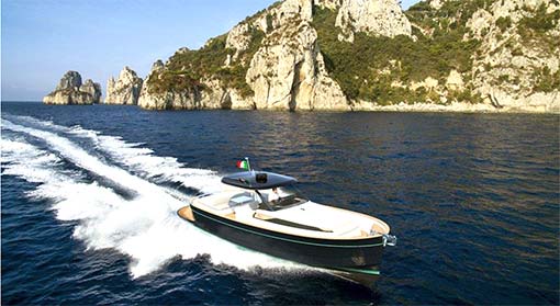 yacht di lusso a noleggio Capri